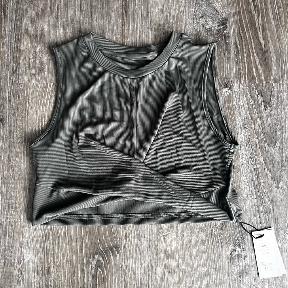 Grey Crop Top w Twist